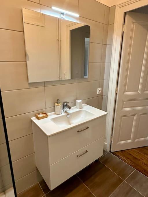 Apartamento Chez Delphine Bourg-en-Bresse Exterior foto